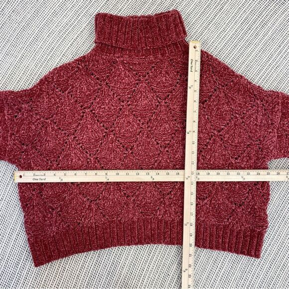 POL Chenille Chunky Knit Turtleneck Crop Pullover Maroon Red Medium - Picture 12 of 13